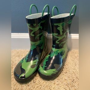 NORTY Pull-On Camo Rubber Waterproof Rain Boots for Kids Size 13